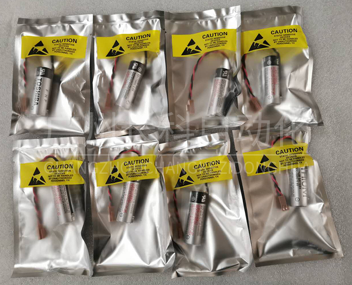 工業(yè)機(jī)器人本體PLC電池 工業(yè)機(jī)器人本體PLC電池